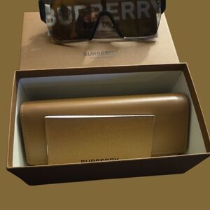 Burberry Black Sunglasses with Tan Case